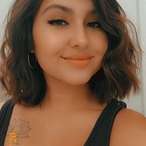 Meet your Posher, Xochitl